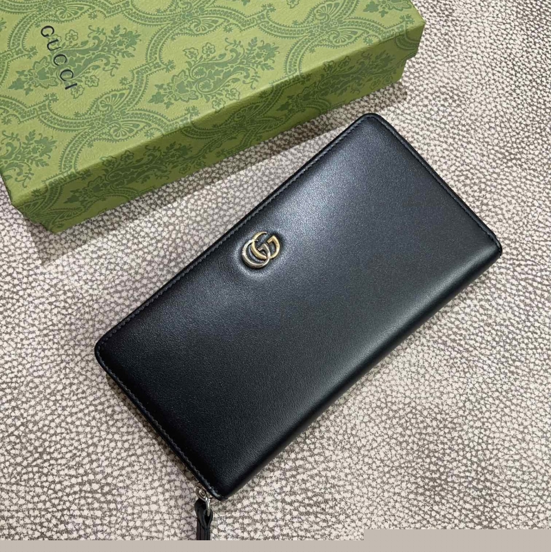 G*u*i wallets & purse